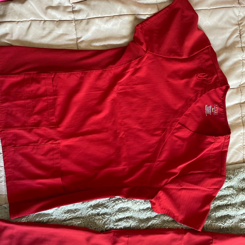 Red Cherry 🍒 Scrub Set